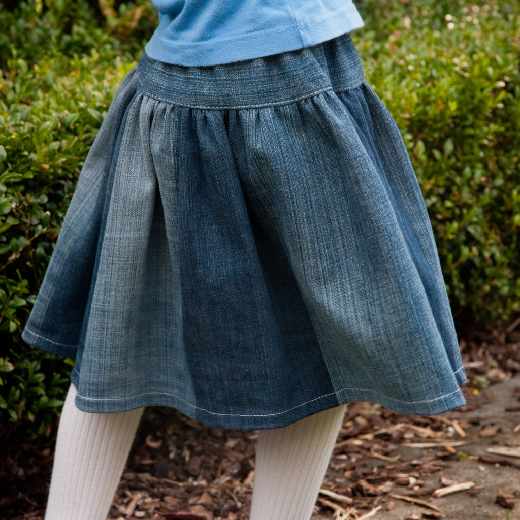 Tutorial - Upcycle Jeans to Twirly Skirt